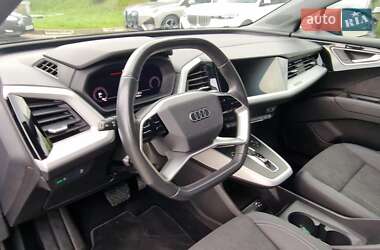 Позашляховик / Кросовер Audi Q4 e-tron 2023 в 