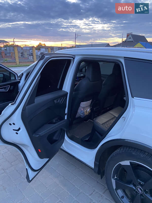 Позашляховик / Кросовер Audi Q4 e-tron 2021 в Іллінцях фото 17 Позашляховик / Кросовер Audi Q4 e-tron 2021 в Іллінцях