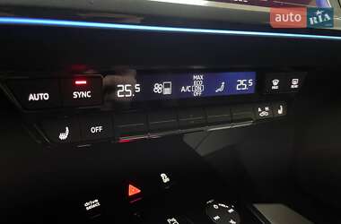 Внедорожник / Кроссовер Audi Q4 e-tron 2025 в 