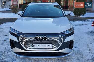 Внедорожник / Кроссовер Audi Q4 e-tron 2023 в 