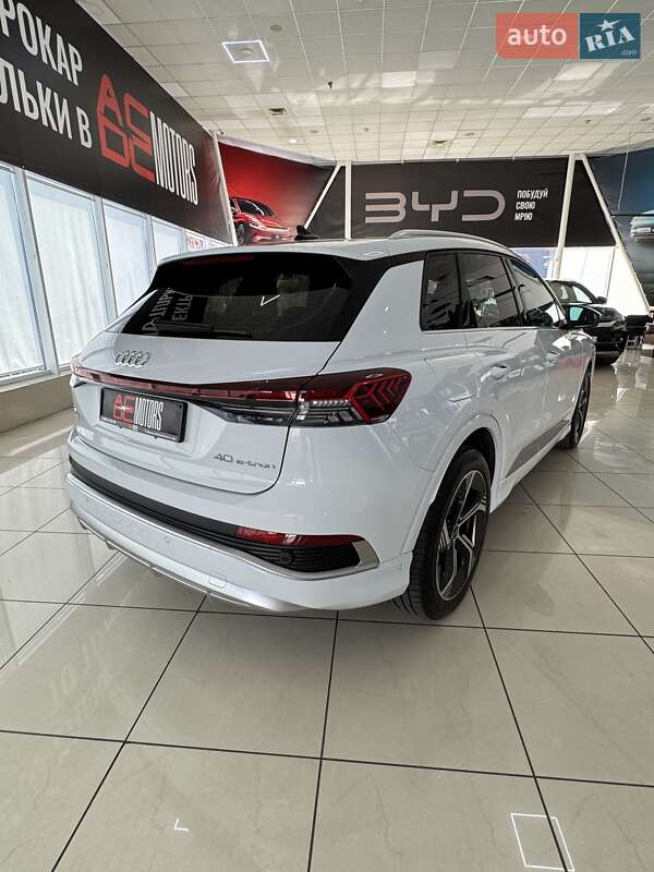 Внедорожник / Кроссовер Audi Q4 e-tron 2022 в Одессе