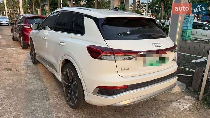 Внедорожник / Кроссовер Audi Q4 e-tron 2023 в Днепре