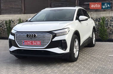 Внедорожник / Кроссовер Audi Q4 e-tron 2023 в 