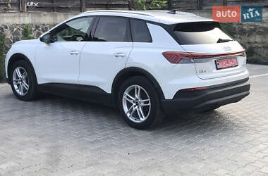 Внедорожник / Кроссовер Audi Q4 e-tron 2023 в 