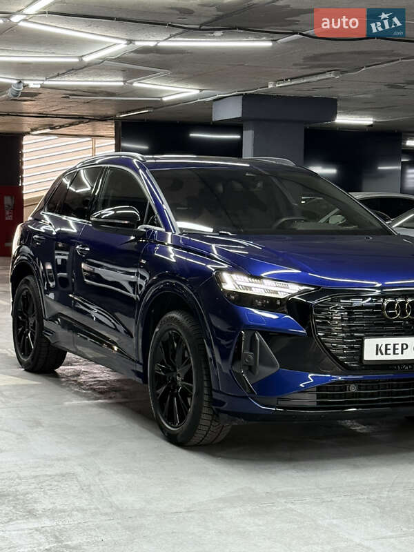 Позашляховик / Кросовер Audi Q4 e-tron 2023 в Одесі
