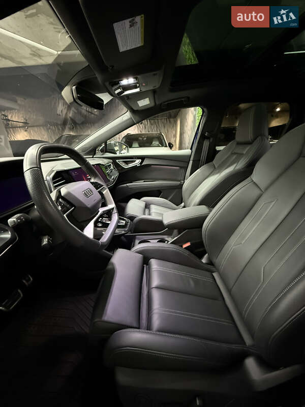 Позашляховик / Кросовер Audi Q4 e-tron 2023 в Одесі