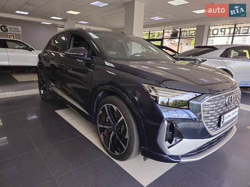 Внедорожник / Кроссовер Audi Q4 e-tron 2023 в Днепре