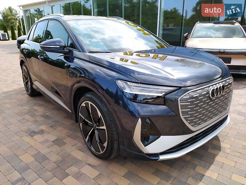 Позашляховик / Кросовер Audi Q4 e-tron 2023 в Києві