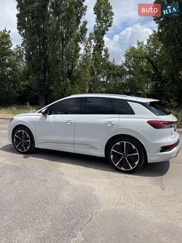 Внедорожник / Кроссовер Audi Q4 e-tron 2022 в Днепре фото 4 Внедорожник / Кроссовер Audi Q4 e-tron 2022 в Днепре