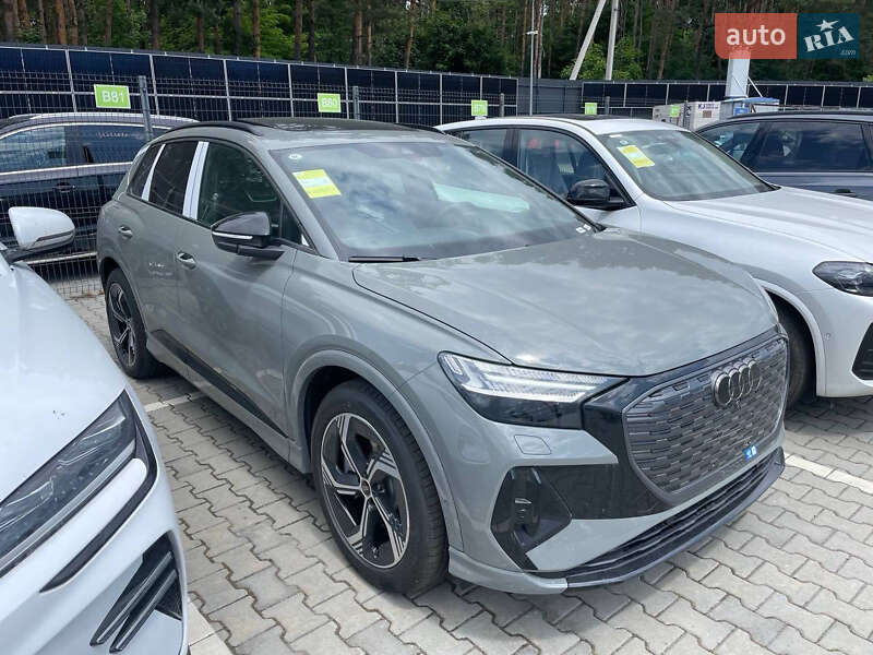 Внедорожник / Кроссовер Audi Q4 e-tron 2025 в Львове