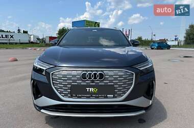 Позашляховик / Кросовер Audi Q4 e-tron 2023 в 