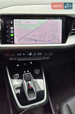Внедорожник / Кроссовер Audi Q4 e-tron 2023 в 