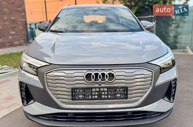 Внедорожник / Кроссовер Audi Q4 e-tron 2022 в 