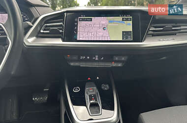 Внедорожник / Кроссовер Audi Q4 e-tron 2021 в 
