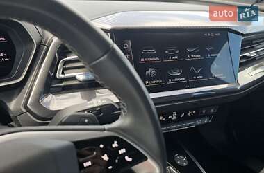 Внедорожник / Кроссовер Audi Q4 e-tron 2022 в 