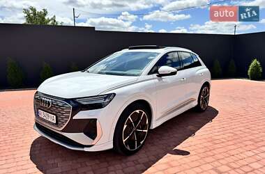Внедорожник / Кроссовер Audi Q4 e-tron 2022 в Жашкове