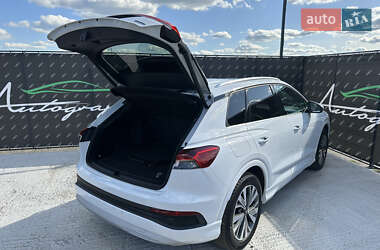 Внедорожник / Кроссовер Audi Q4 e-tron 2024 в 