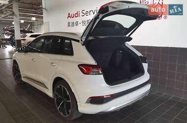 Внедорожник / Кроссовер Audi Q4 e-tron 2023 в 