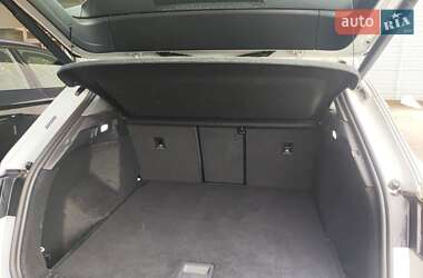 Внедорожник / Кроссовер Audi Q4 e-tron 2023 в 