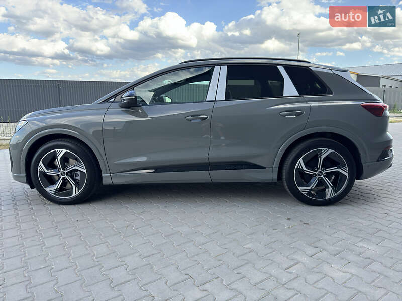 Внедорожник / Кроссовер Audi Q4 e-tron 2025 в Ивано-Франковске