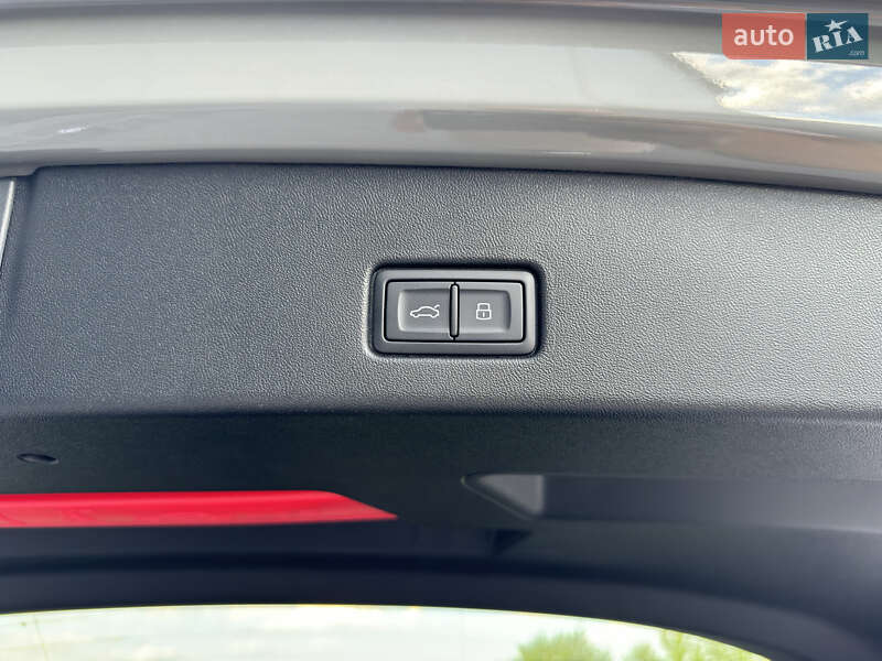 Внедорожник / Кроссовер Audi Q4 e-tron 2025 в Ивано-Франковске