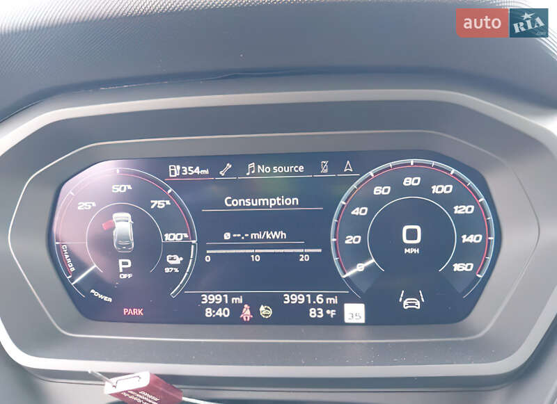 Внедорожник / Кроссовер Audi Q4 e-tron 2024 в Тернополе