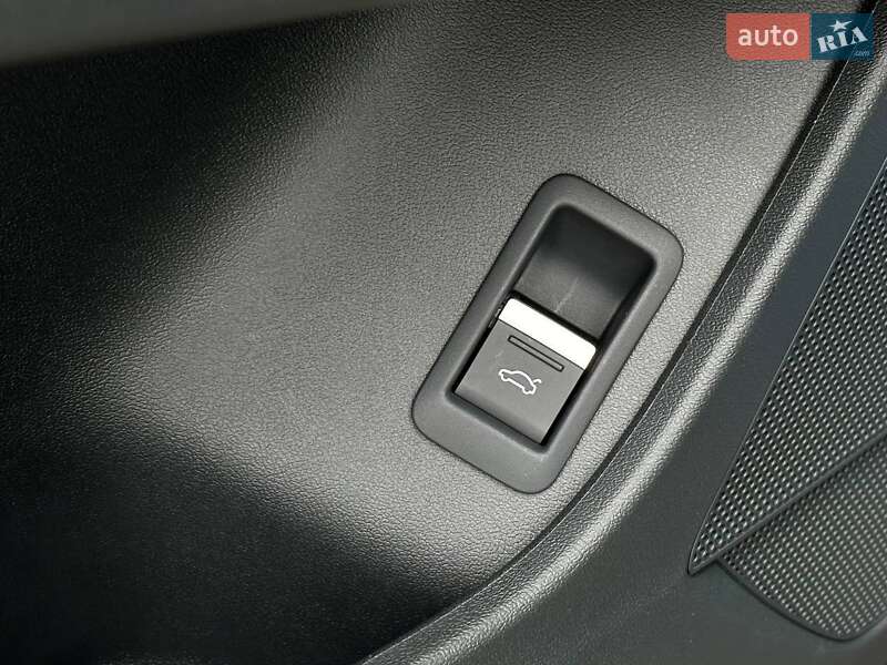 Внедорожник / Кроссовер Audi Q4 e-tron 2025 в Харькове фото 17 Внедорожник / Кроссовер Audi Q4 e-tron 2025 в Харькове