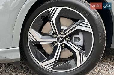 Позашляховик / Кросовер Audi Q4 e-tron 2025 в 