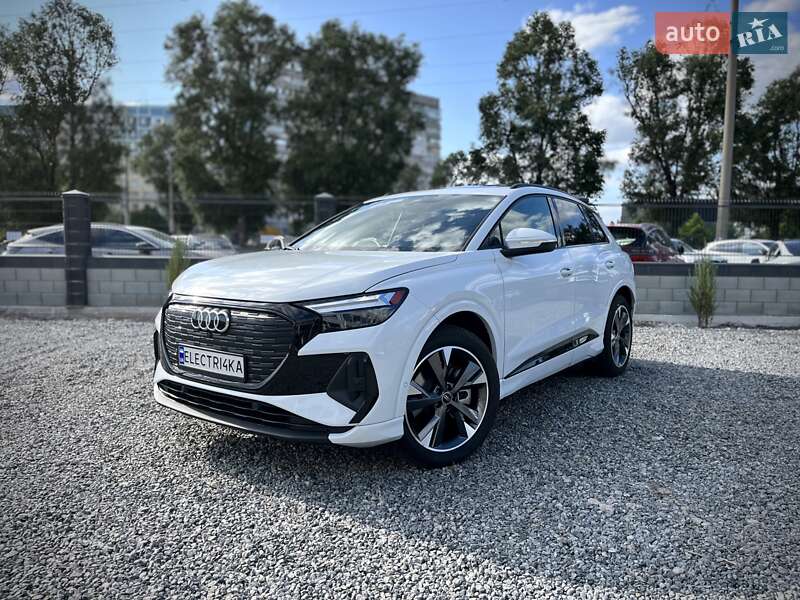 Audi Q4 e-tron 2024