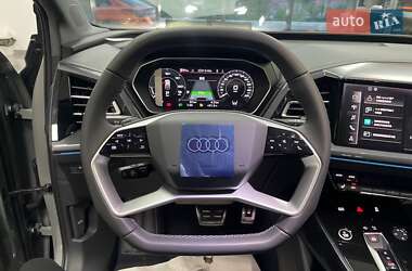 Внедорожник / Кроссовер Audi Q4 e-tron 2025 в 