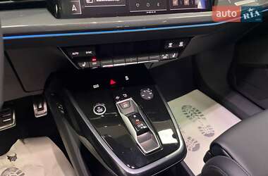 Внедорожник / Кроссовер Audi Q4 e-tron 2025 в 