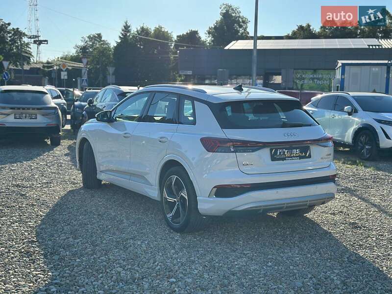 Внедорожник / Кроссовер Audi Q4 e-tron 2023 в Стрые