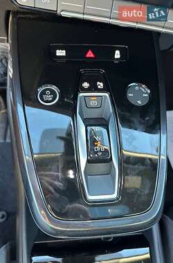 Внедорожник / Кроссовер Audi Q4 e-tron 2023 в 