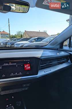 Внедорожник / Кроссовер Audi Q4 e-tron 2021 в 