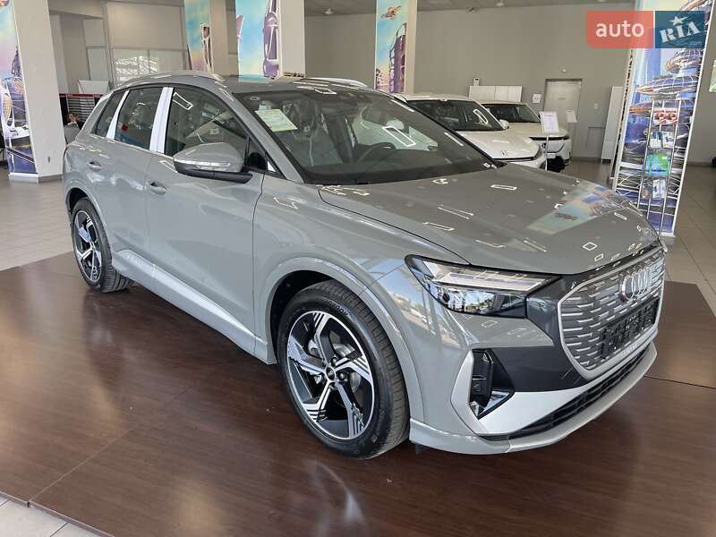 Внедорожник / Кроссовер Audi Q4 e-tron 2025 в Киеве