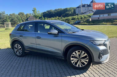 Внедорожник / Кроссовер Audi Q4 e-tron 2021 в 