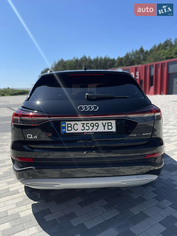 Внедорожник / Кроссовер Audi Q4 e-tron 2021 в Львове