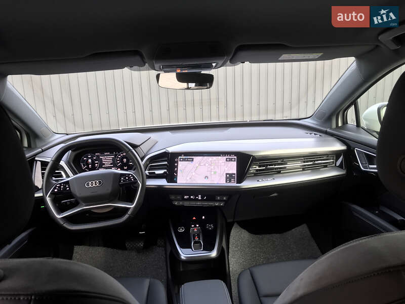 Внедорожник / Кроссовер Audi Q4 e-tron 2023 в Ровно