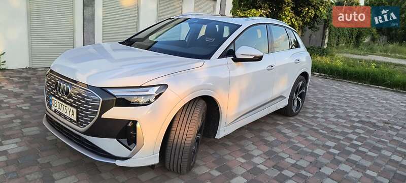 Внедорожник / Кроссовер Audi Q4 e-tron 2024 в Чернигове