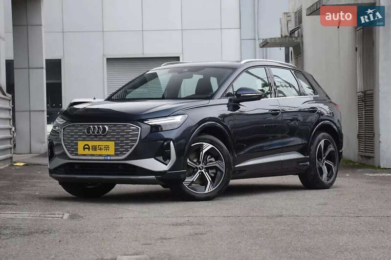 Audi Q4 e-tron 2024