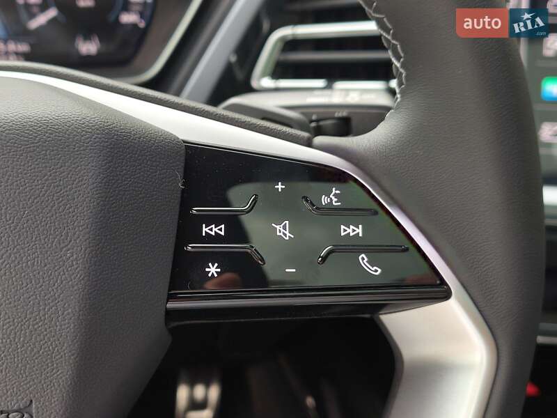 Внедорожник / Кроссовер Audi Q4 e-tron 2025 в Одессе