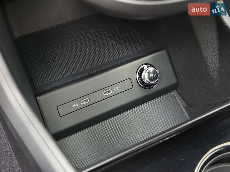 Внедорожник / Кроссовер Audi Q4 e-tron 2025 в Одессе