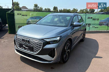 Внедорожник / Кроссовер Audi Q4 e-tron 2023 в 