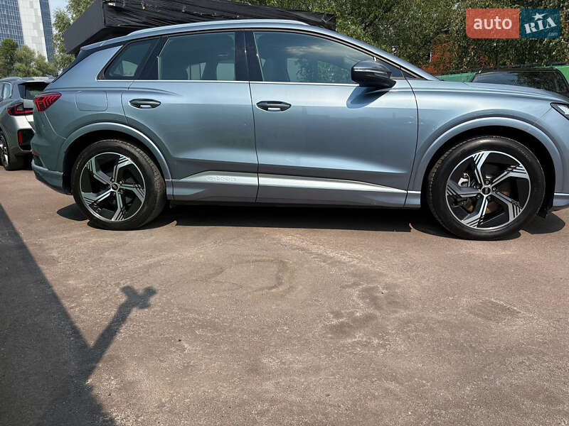 Позашляховик / Кросовер Audi Q4 e-tron 2023 в Києві