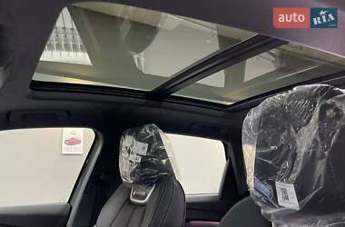 Позашляховик / Кросовер Audi Q4 e-tron 2025 в 