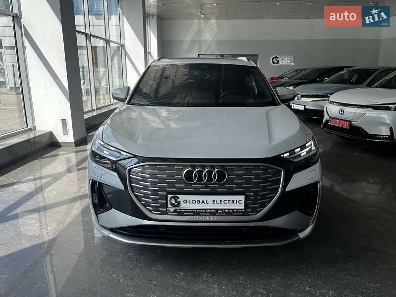 Внедорожник / Кроссовер Audi Q4 e-tron 2022 в Львове