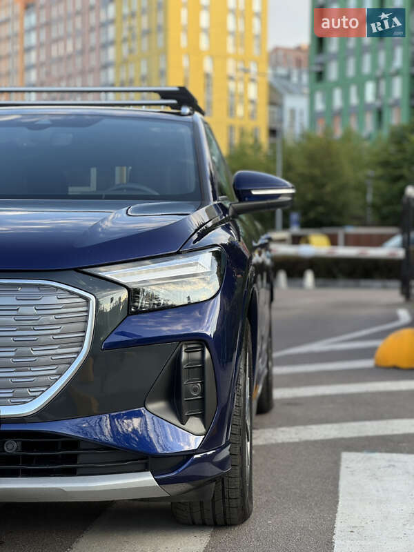 Позашляховик / Кросовер Audi Q4 e-tron 2023 в Києві