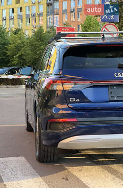 Внедорожник / Кроссовер Audi Q4 e-tron 2023 в 