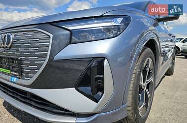 Позашляховик / Кросовер Audi Q4 e-tron 2025 в 