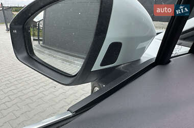 Внедорожник / Кроссовер Audi Q4 e-tron 2025 в 